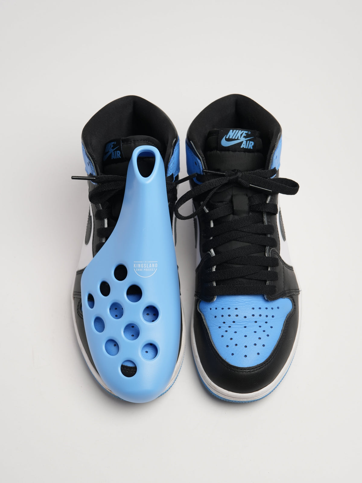 Fresh Flow™ Shoe Trees - Extend the Life Of Sneakers, Shoes & Boots