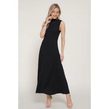 Sleeveless High Neck Crinkle Knit Fully Long Dress