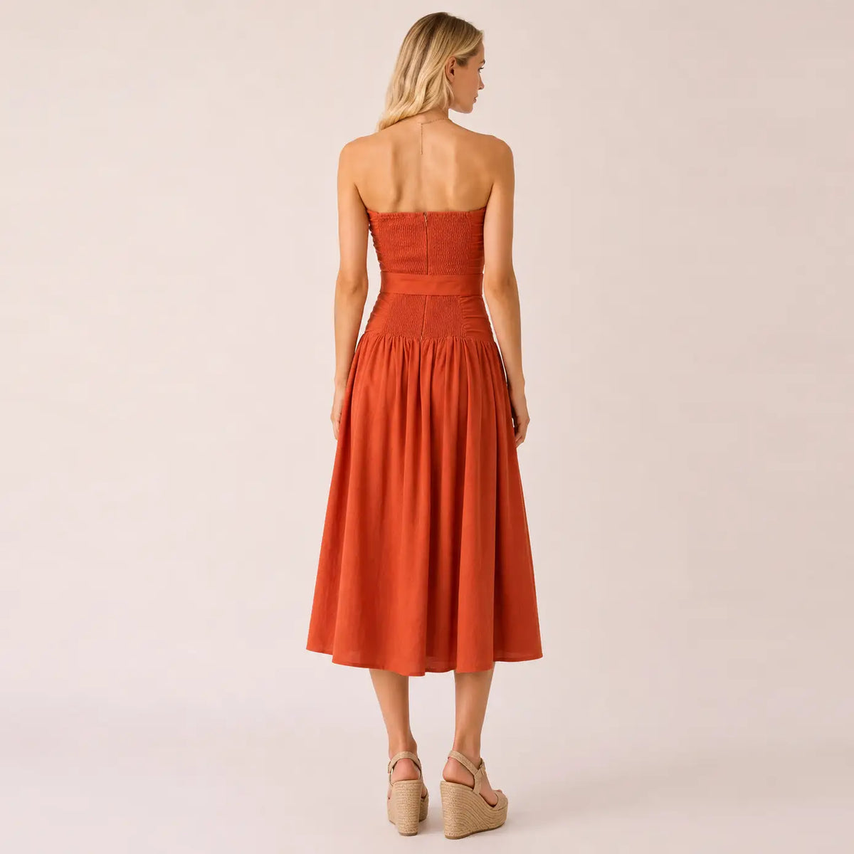Slim waist sleeveless midi dress