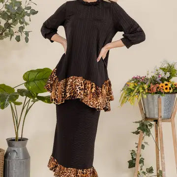 Plus Modest Set -Honeycomb with Tunic and Skirt -